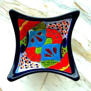 Mexican Pottery Talavera Style of México